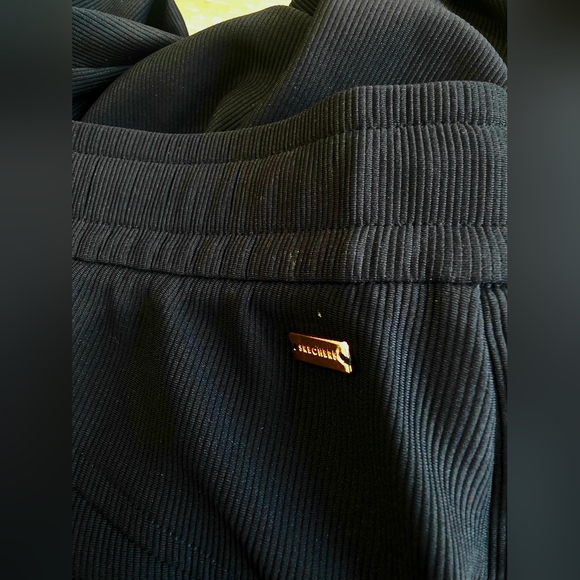 $39 Skechers Women The Go Walk Go Luxe Rib Pant - Picture 7 of 9